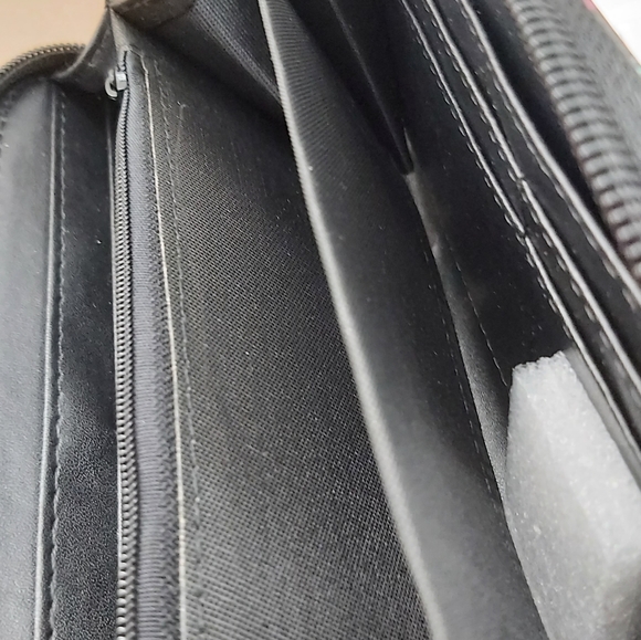 Skull Wallet - Picture 3 of 4